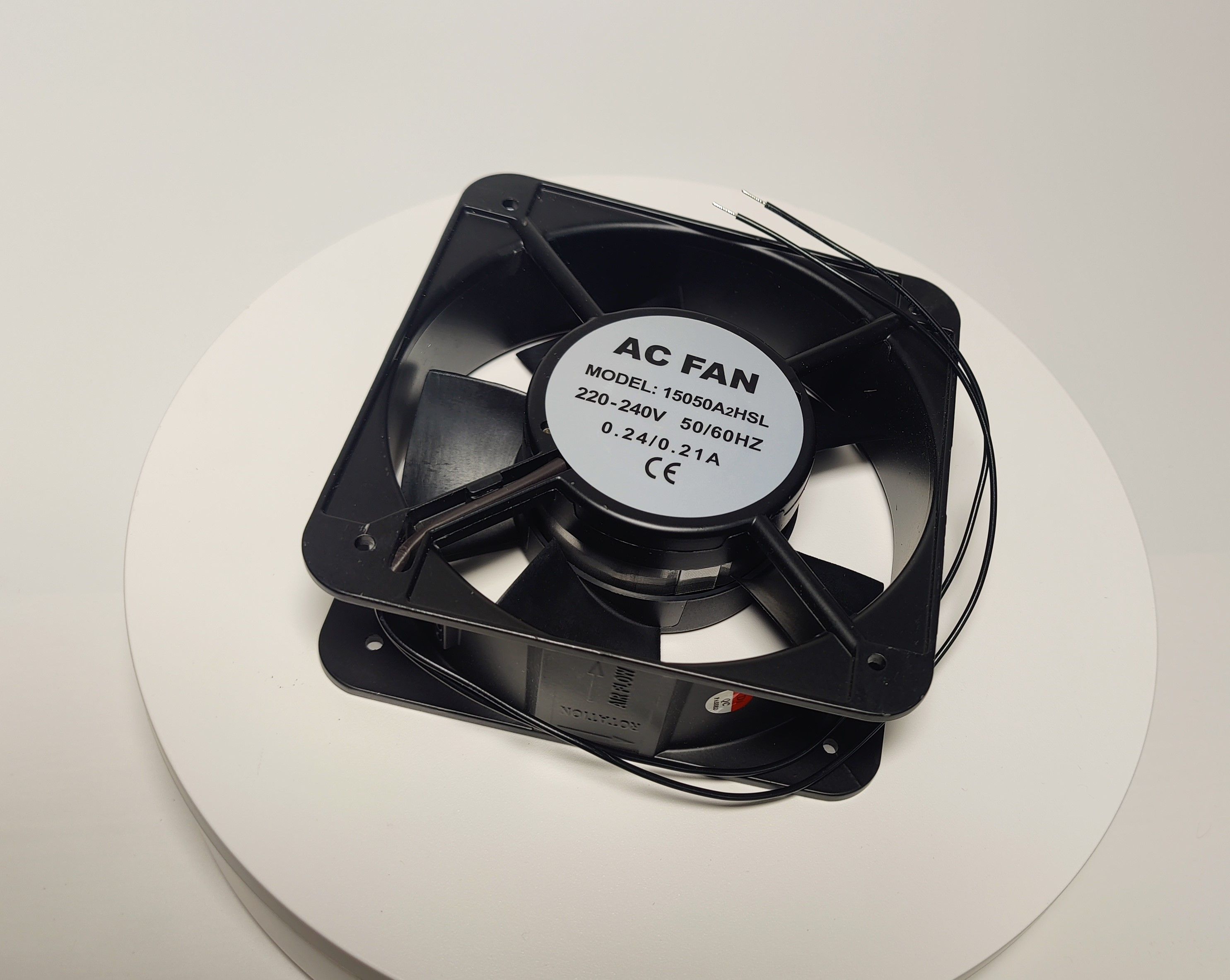 Вентилятор ROHS 150х150х50 AC FAN model 15050A2HSL код LY 15051