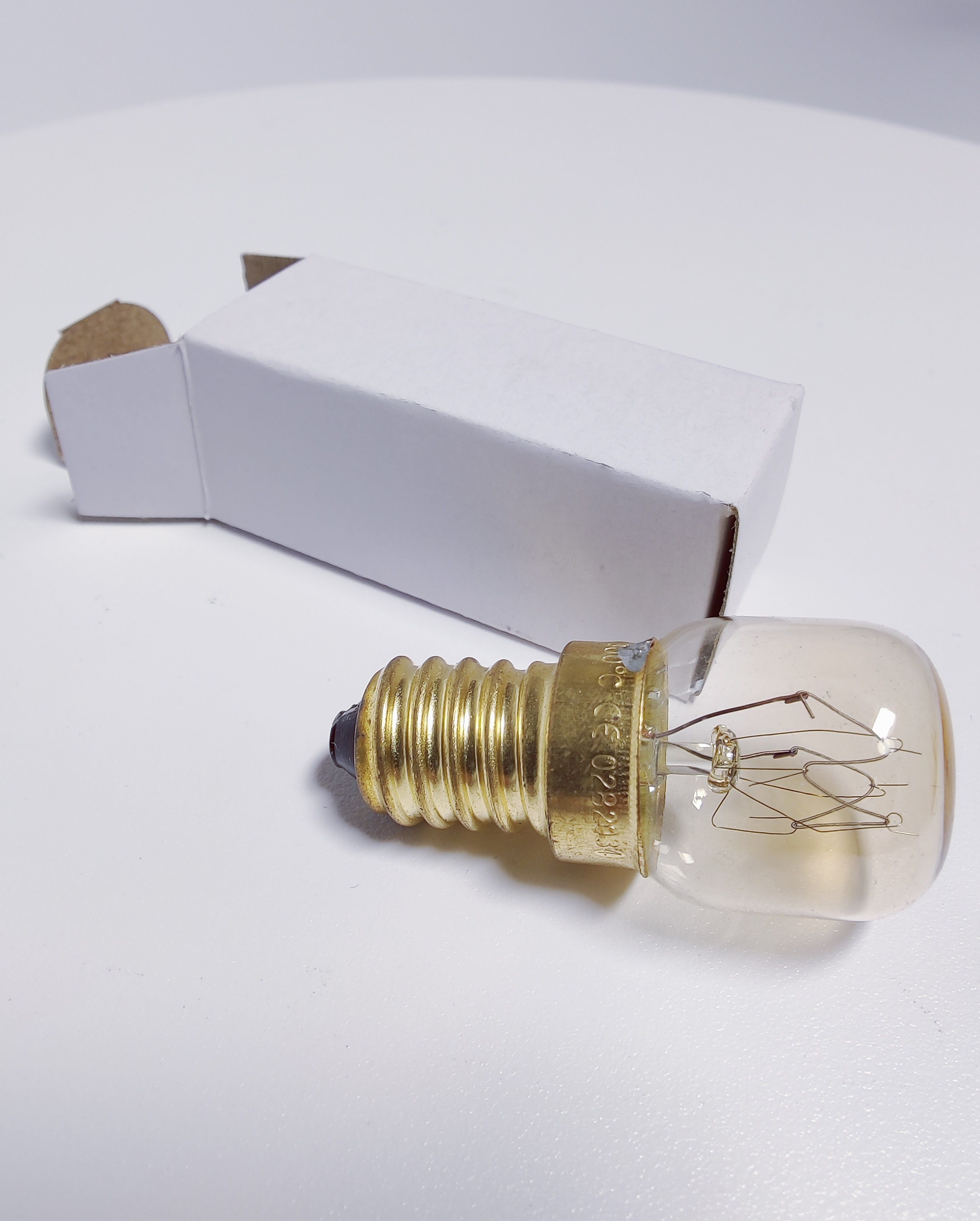 Лампа для печей Е14-220 V-25W код 12000060475 выдерживает 300*градусов