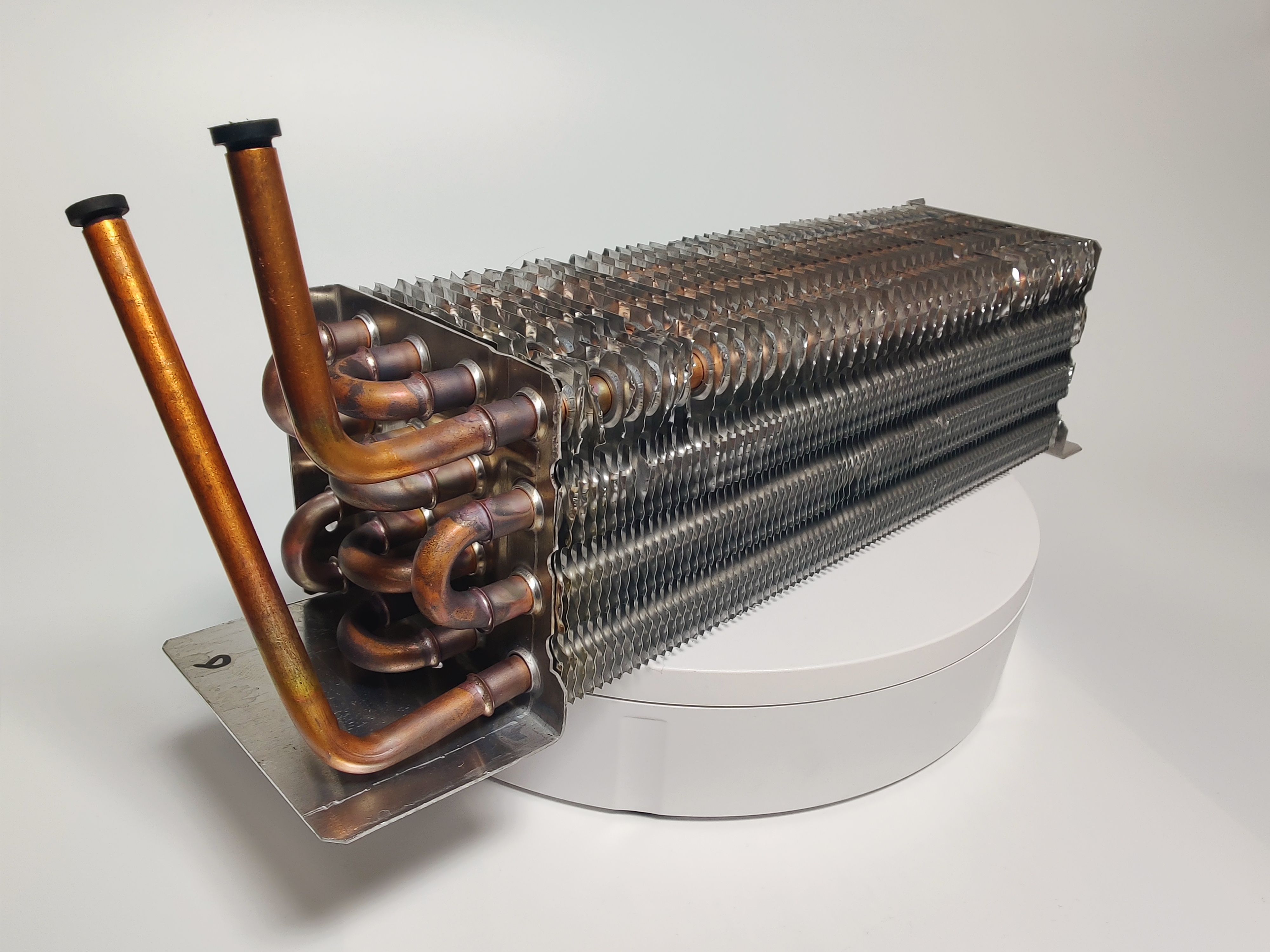 Батарея испарителя CM-105, CM-107 POLAIR код 2903064d вывод трубок слева (4*4*300, квадр.)