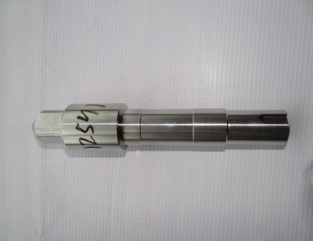 Вал МКК-500.05.00.001