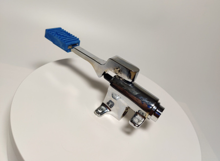 Смеситель педальный MONOLITH ITALY код ERMES001 холодная вода G1/2