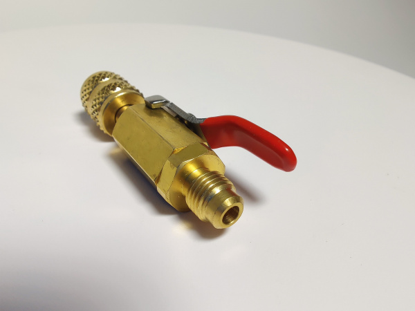 Переходник кран BV-01 1/4x1/4 DSZH