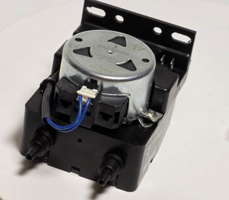 Насос-дозатор моющий NBR0002A1001 для посудомоечных машин Abat код 12000061869