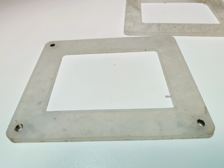 Прокладка лампы освещения 97х82 мм тв. 45 ед. силикон. ШорА св.-серая