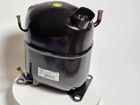 Компрессор NJ9238GK R404 Embraco 2428Вт MBP код 943RV1104AF