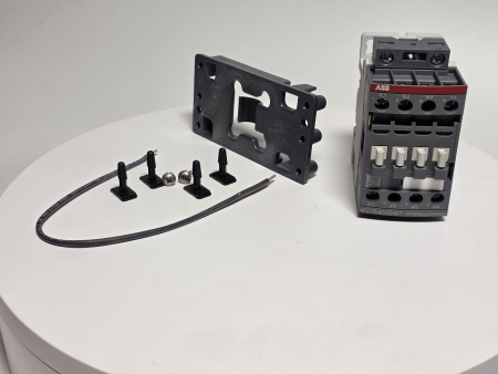 Контактор KVE2000A Unox 50/60Гц 230В 30A 4P магнитный пускатель