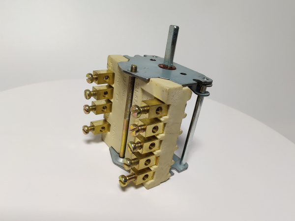 Переключатель 43.27232.000 Abat (Альтернативный вариант) Е.G.O 7-ми позиционный ПМ-7 код 12000006884