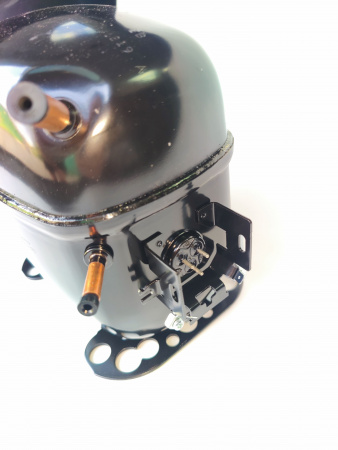 Компрессор SC15CL (R404A) код 104L2853 Secop (Danfoss) артикул Абат 120000806296