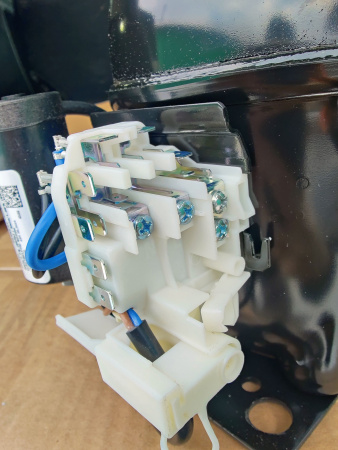 Компрессор NEU 2155 GK R404A Embraco Aspera 655Вт код 954FA51M1AJ