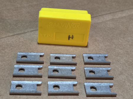 Комплект сменных лезвий Salvinox FAMA для ножа H82/22 Unger 9шт код 100030