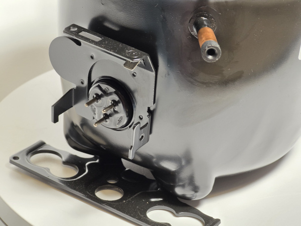 Компрессор FFI 12HBK R134a Embraco 319Вт широкодиапазонный LBP MBP HBP