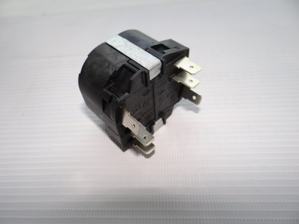 Реле таймер MI2/5`/106XTI2969 >> 5 мин