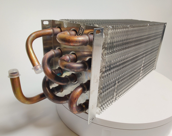 Батарея испарителя HICOLD ТХ 13412.00.000 код 800087 для столов холодильных SNE/GNE