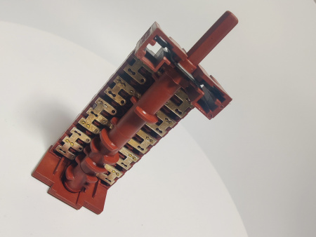 Переключатель 7-ми позиционный абат 7LA 870618 Gottak