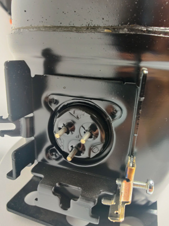 Компрессор NL11MF (R134A) 621Вт код 105G6151 (Secop) Среднетемпературный