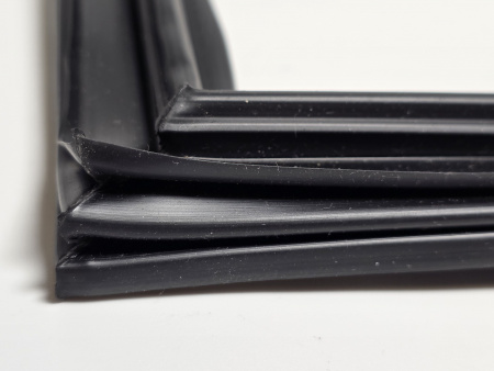 Уплотнитель Марихолодмаш (МХМ) СХС / СХН код 6.105.015-09 размер 580х390 (360х540) черный