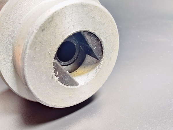 Шнек МИМ-300.01.300 универсальный алюминий размер 215х70мм