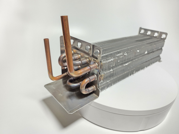 Батарея испарителя POLAIR код 2903081d CM-105S, CM-107S (3*4*300, квадр.) шкаф Low Cost