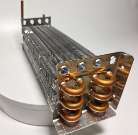 Батарея испарителя POLAIR код 2903081d CM-105S, CM-107S (3*4*300, квадр.) шкаф Low Cost