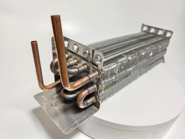 Батарея испарителя POLAIR код 2903081d CM-105S, CM-107S (3*4*300, квадр.) шкаф Low Cost