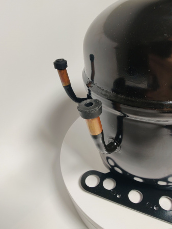 Компрессор AE4440Z-FZ1A (R404A) код AE-1278-E (Tecumseh)