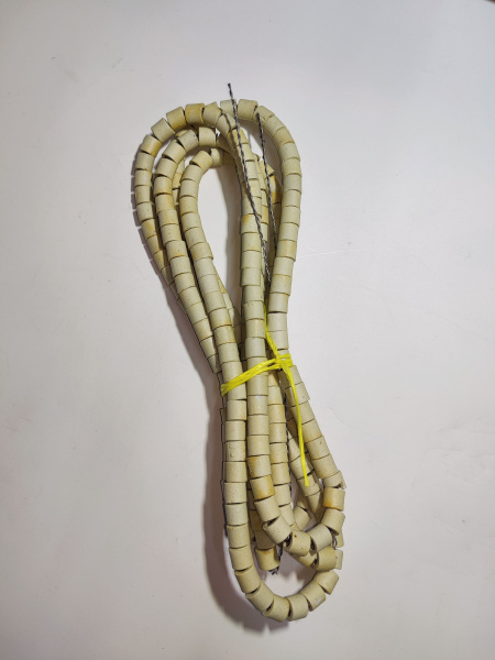 Спираль электросковороды СЭЧ-0.25, СЭЧ-0.45 с изоляторами 1,5кВт длина 265см