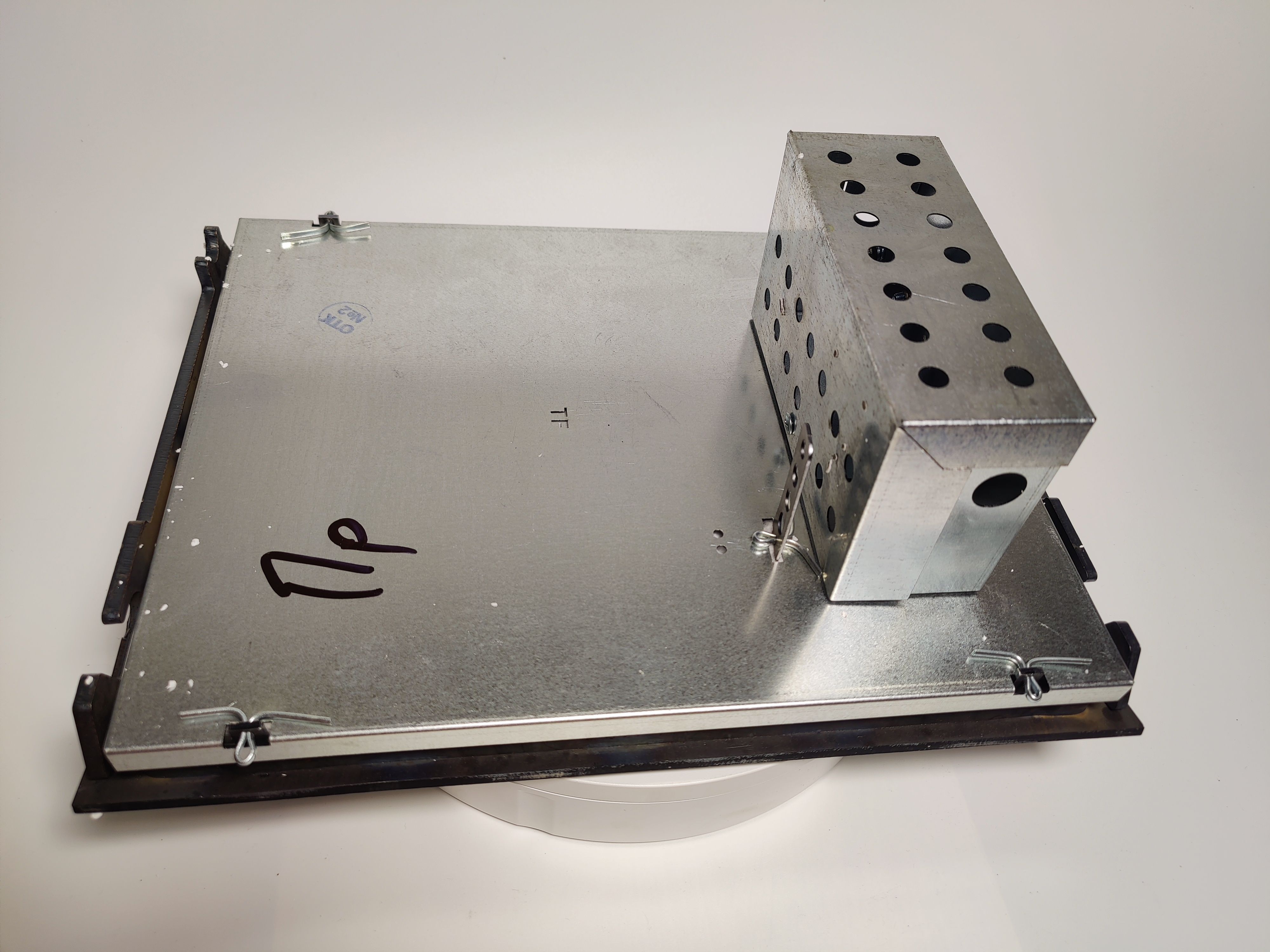 Конфорка Атеси Традиция-2008 правая (ЛК 9.25.250.000) код 012.28