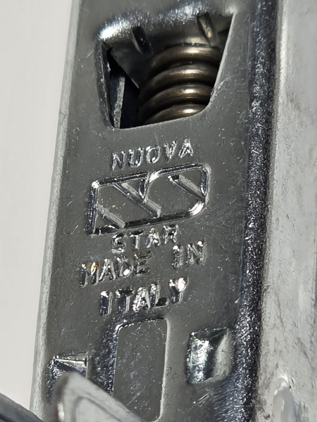 Петля двери Unox KCR1114A 1шт.