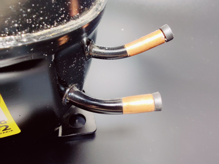 Компрессор NL7.3MF (R134A) MBP Среднетемпературный (Secop) код 105G6772