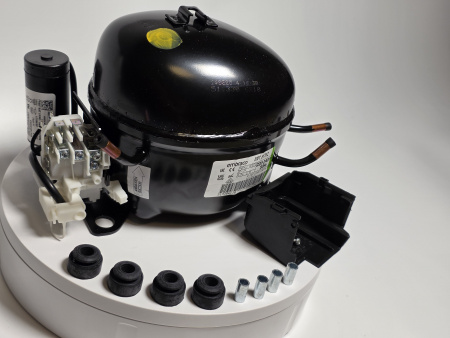 Компрессор EMT 6170Z R134 Embraco 418Вт HBP