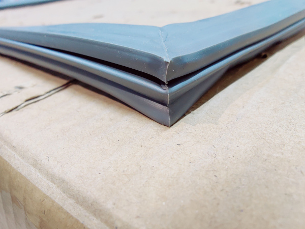 Уплотнитель Hicold 575 код 800005 (394х575) для холодильных столов GN/SN Original