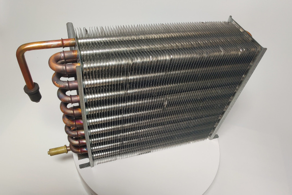 БАТАРЕЯ КОНДЕНСАТОРА СМ110 (3х9х240, квадр.) с технол. Патрубком 2901116d POLAIR