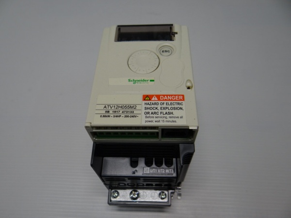 Преобразователь частоты Schneider ATV 12  0,55 КВТ 240В 1Ф (10113110/030519/0061276/0