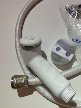 Устройство душирующее (лейка) MONOLITH, ITALY код R 0801010102