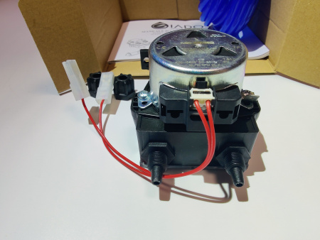 Насос дозатор ополаскивающий ODOSA00000D8FIX универсальный для посудомоечных машин и ПКА, КЭП код 12000026069