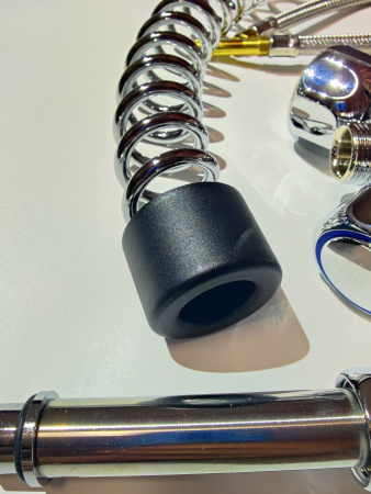 Душирующее устройство с гибким изливом MONOLITH Италия Код R 0101020111