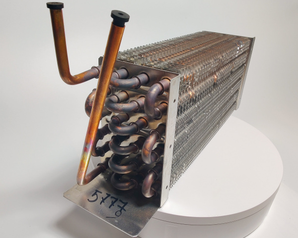 Батарея испарителя CM110, CM114 POLAIR код 2903015d (4х6х300,квадр.)