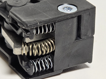 Замок электромагнитный KCR1035A Unox для конвекционной печи XFT / XT