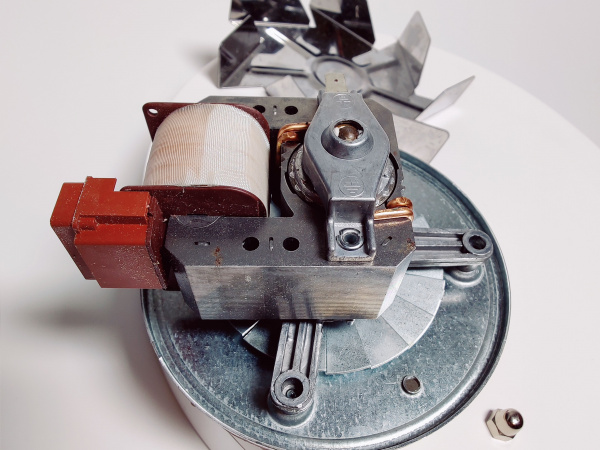 Двигатель с крыльчаткой код 75R0035 RADA,GARBIN,GIERRE 45Вт 220В 50HZ