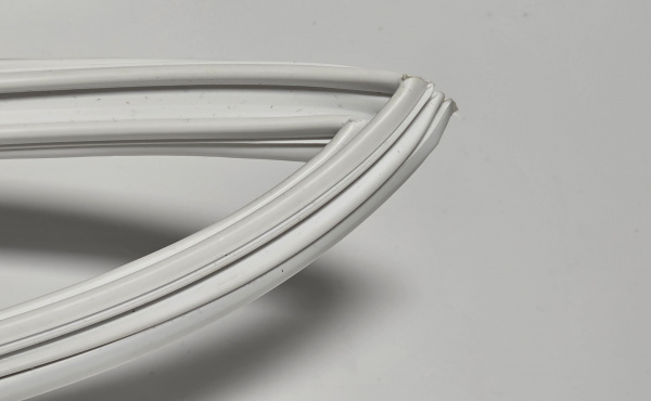 Уплотнитель ШХ Polair DM104 код 2935052d размер 1647х563мм цвет белый