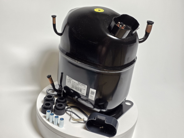 Компрессор NJ 2192GJ R404a Embraco1176Вт LBP код 943CA1104AF