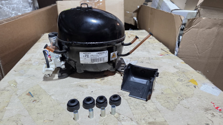 Компрессор EMX55CLC R600 Embraco 156Вт LBP