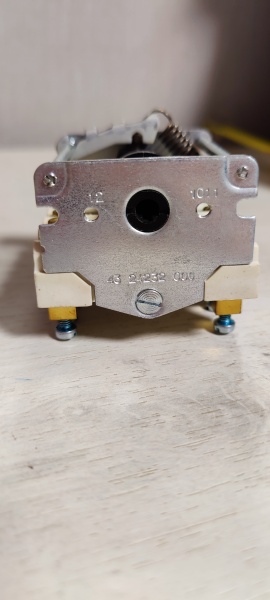 Переключатель 43.24232.00