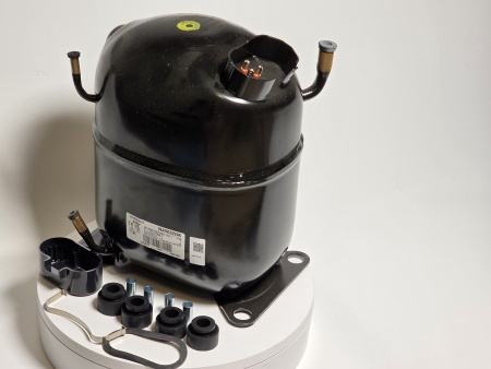 Компрессор NJ 9232GK R404 Embraco 1908Вт MBP, HBP код 943GA1104AF