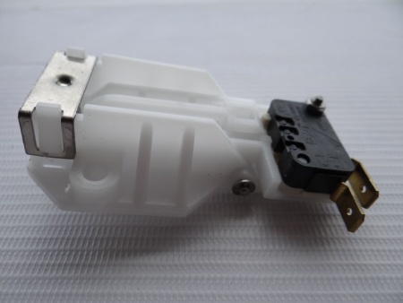 Защелка дверная с микропереключателем, шт