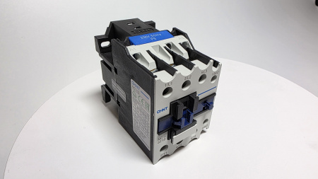 Контактор NC1-3210 32А Абат код 120000061052