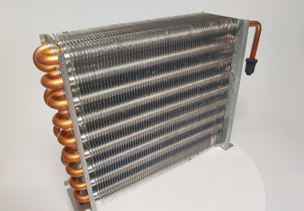 БАТАРЕЯ КОНДЕНСАТОРА СМ110 (3х9х240, квадр.) с технол. Патрубком 2901116d POLAIR