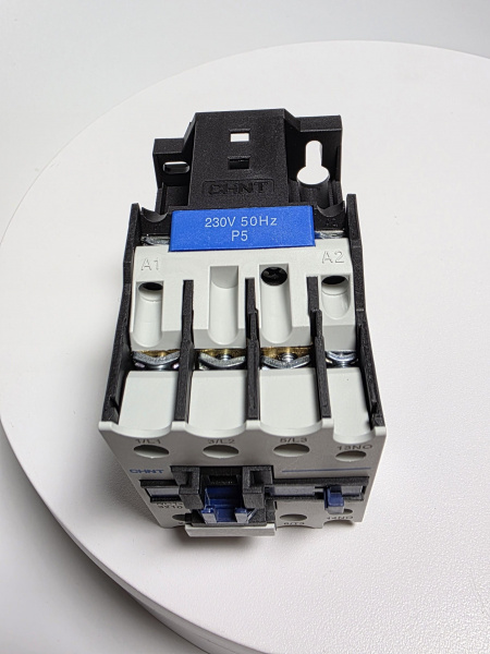 Контактор NC1-3210 32А Абат код 120000061052