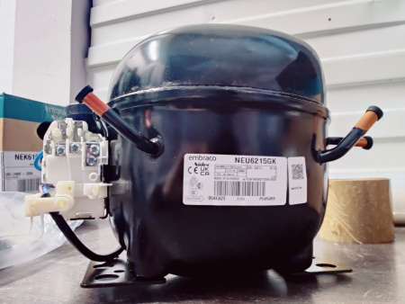 Компрессор NEU 6215 GK R404a 1862Вт MBP Embraco Aspera код 954EA23M1AJ (NEU6215GK)