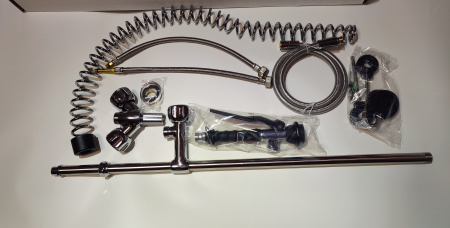 Душирующее устройство с гибким изливом MONOLITH Италия Код R 0101020111